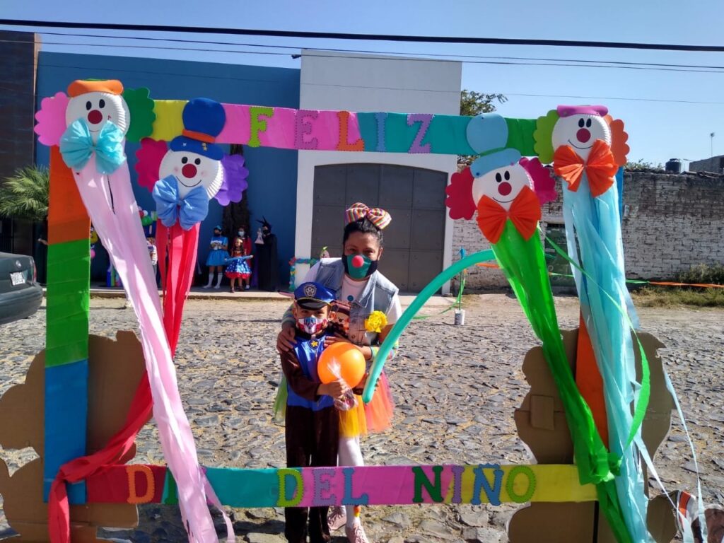 Actividad escolar del Colegio Santa Cruz